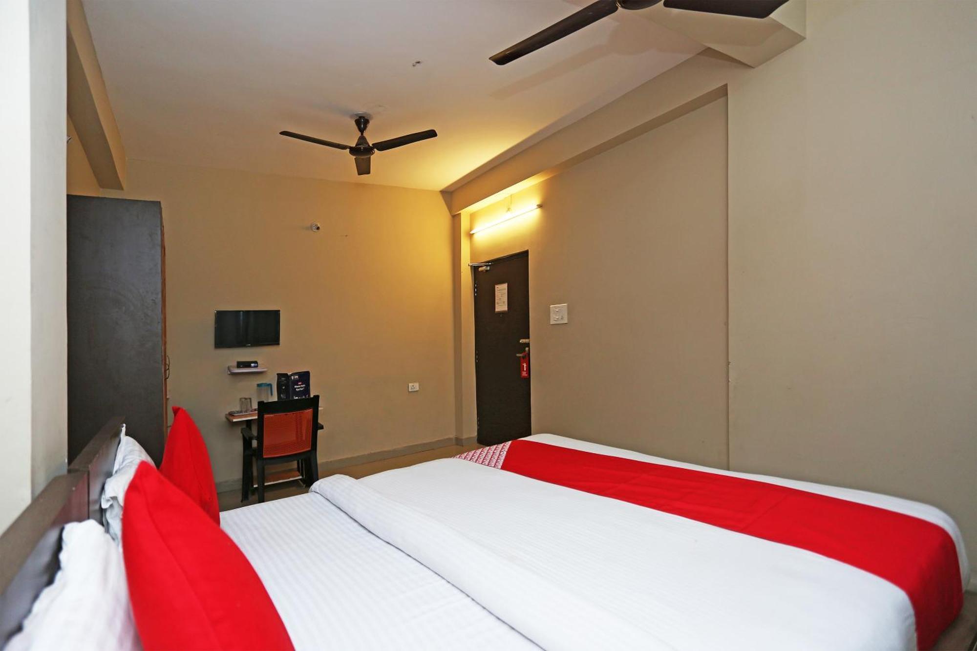Super Hotel O Nilay Classic 布巴内什瓦尔 外观 照片